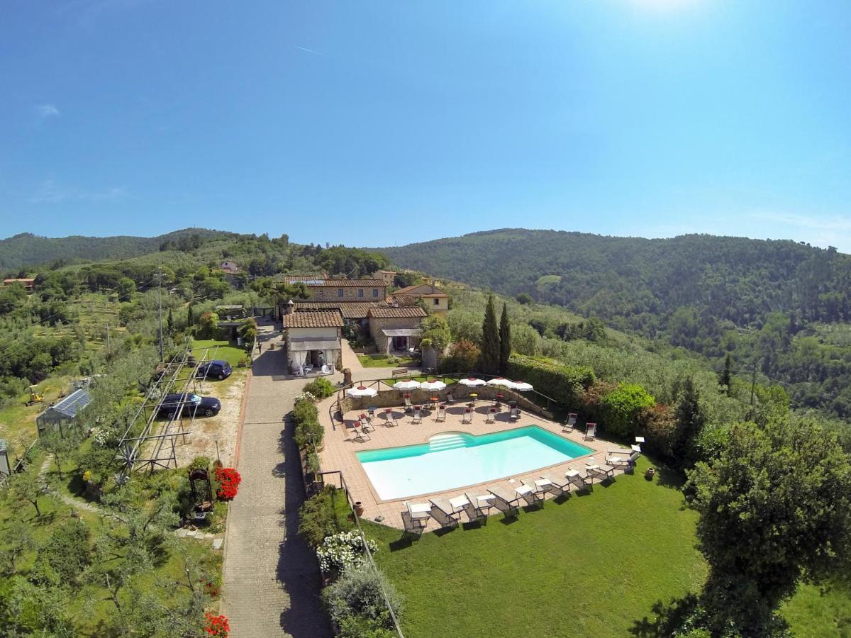 Casa Vacanze La Porta Vinci Bagian luar foto